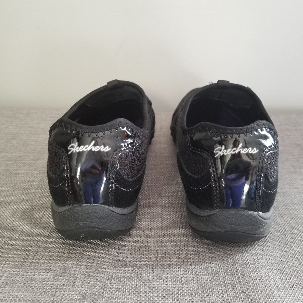Skechers Gratis Strolling Sneaker - Size 8.5 - Picture 3 of 6